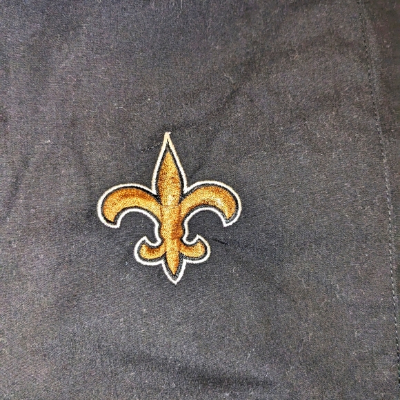 NFL Team Apparel New Orleans Saints Short Sleeve Scrub Shirt - Picture 7 of 10